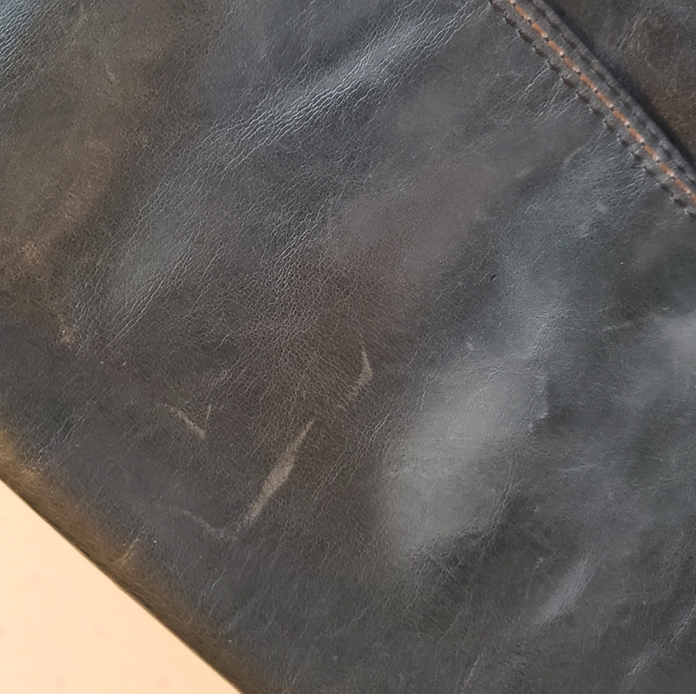 Fossil Green Shoulder Bag - Picture 14 of 15